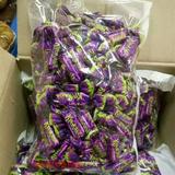 包邮进口俄罗斯紫皮糖 原包装1000克巧克力糖果KPOKAHT喜糖果零食