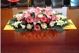 上海桌花台花商务会议鲜花用花会议鲜花签到签约演讲台花