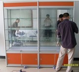 广州精品展柜柜台货架透明玻璃展示柜货架玻璃货柜钛合金展柜