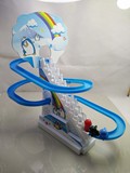 宝宝益智玩具电动小企鹅爬楼梯滑梯拼装轨道儿童益智玩具磁性音乐