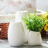 现代新款小号大号简约北欧艺术品白色陶瓷花瓶花器三件套家居饰品