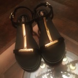 2016新款女凉鞋夏黑色气质露趾中跟坡跟金属T字韩国高品质