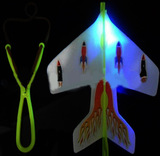 新款发光弹射飞机模型DIY闪光弹力回旋儿童益智玩具批发地摊热销