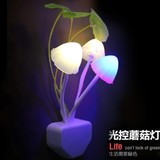 LED小夜灯光控灯创意节能灯感应灯夜光灯起夜灯床头灯蘑菇灯