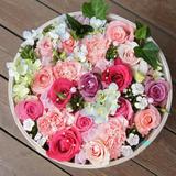 北京鲜花速递-国贸鲜花点送花-情人节鲜花预定-高档玫瑰礼盒装