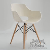 实木餐椅 现代简约时尚休闲椅子 创意客厅办公椅靠背 带扶手餐椅