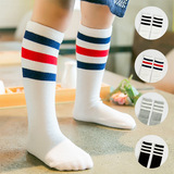 C682儿童袜子批发 卓上棉品童袜 韩国运动风三条杠条纹纯棉中筒袜
