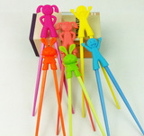 婴儿童餐具套装 宝宝卡通学习锻炼筷子食品级硅胶公仔头便携筷子