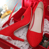 新娘鞋镂空红色蕾丝金粉结婚女婚鞋尖头细跟高跟中跟小码单鞋女