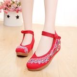 中式婚鞋 民族风女鞋 红色绣花鞋 坡跟单鞋 高跟结婚鞋子 新娘鞋