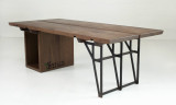 北欧写字台工业风美式书桌设计师宜家办公桌台式实木铁艺电脑桌子