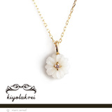 和兴日本代购K10黄金项链白珊瑚项链0.007ct钻石项链女花朵甜美