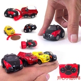 创意迷你遥控车充电赛车模型特技漂移儿童男孩桌面口袋玩具礼物