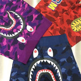 【国内现货】小锁日本代购 bape彩色迷彩鲨鱼短裤