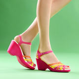 2015夏季新款罗马风糖果拼色七彩塑料凉鞋女款坡跟高跟沙滩凉鞋子