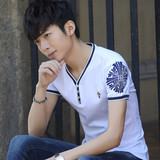 夏季男装v领短袖T恤青少年韩版个性印花半袖男士修身纯棉上衣服潮