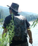户外狩猎钓鱼男女牌双肩背包轻便防水徒步骑行迷彩登山皮肤包