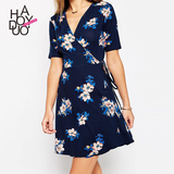 Haoduoyi2016夏装新款 时尚系带收腰 和服式性感深V碎花连衣裙