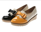 达芙妮旗下Shoebox/鞋柜秋季新款蝴蝶结拼接撞色浅口低跟低帮单鞋