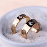 玫瑰金戒指18K彩金情侣对戒钛钢带钻男女食指指环韩国情人节礼物