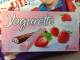 德国代购 Ferrero费列罗Yogurette草莓酸奶夹心巧克力 8条装