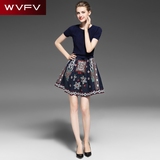 WVFV2016秋季新款套装修身圆领短袖蓝色针织上衣绣花两件套连衣裙