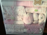 转全新婴幼儿新生儿粉色套装，购于爱婴室
