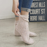 女棉袜纯色百搭保暖中筒袜韩国进口针织舒适女士秋冬加厚长筒袜子