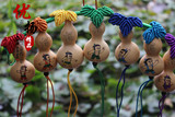 天然葫芦摆件挂件风水驱邪雕刻葫芦娃儿童玩具彩绘环保七彩葫芦结