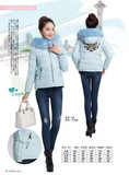 2015新款时尚艾莱依801韩版女士短款羽绒服半九成品含高仿真毛领