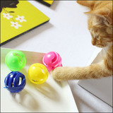 带铃铛彩色塑料小球猫玩具猫抓球狸花猫暹罗短毛猫用品宠物球玩具