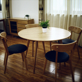 日式实木餐桌简约创意实木圆餐桌宜家白橡木饭店圆形桌子极美家具