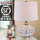 新中式陶瓷台灯卧室床头灯镂空简约现代温馨白色欧式台灯创意装饰