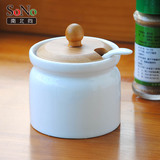 南北向陶瓷调味罐厨房调料罐盐罐子单个纯白配竹盖欧式创意调料盒