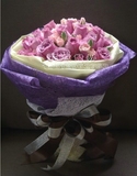 紫玫瑰手捧花鲜花给母亲生日礼物特价xianhua爱情鲜花速递深圳Y09