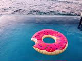 现货！卡哇伊度假旅行必备游泳圈成人女 甜甜圈游泳圈充气浮圈