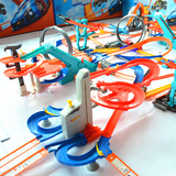 美泰风火轮轨道车+赛道 组合 简易 玩具套装小跑车立体竞速电动