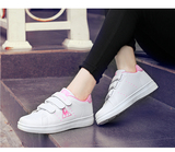 四季女生休闲板鞋韩版魔术贴公鸡单鞋子搭配九分牛仔裤运动潮鞋子