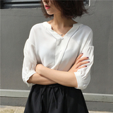 韩版显瘦小V领套头纽扣白色宽松衬衫女雪纺灯笼袖中袖衬衣夏季