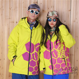 WAKA-韩国男女情侣夹棉单板双板滑雪服冲锋衣滑雪衣棉衣防水2色