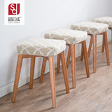 简域实木餐凳方形可叠放凳子创意时尚梳妆凳布艺酒吧凳家用小板凳
