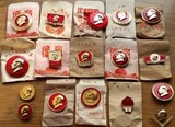 红色收藏文革时期 保真包老本店全部18个品种18枚毛主席像章一套
