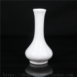 包邮陶瓷小花瓶迷你摆件餐桌花瓶白色创意现代简约插花器蒜头花瓶