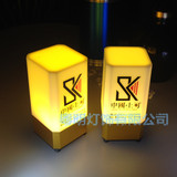 粤明新款LED充电酒吧台灯 创意KTV迷你方形发光烛台服务桌灯