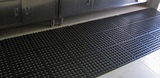 抗疲劳PVC橡胶地垫 酒店专用防油黑胶垫 防静电 厨房防滑隔水垫