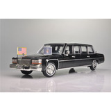 1:24 Lucky DieCast 凯迪拉克Cadillac 总统加长座驾1983汽车模型
