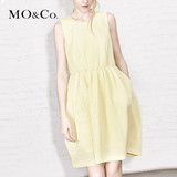 MO&Co.连衣裙收腰背部拉链双层开口网眼拼接伞裙MA151SKT25 moco