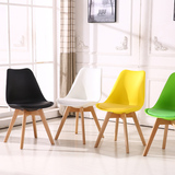 耐家创意时尚办公电脑椅子北欧休闲椅实木餐桌椅伊姆斯塑料椅简约