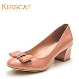 接吻猫新品甜美公主风女鞋舒适粗跟漆皮女浅口单鞋D55110-04QB-W