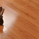 乔治斯顿环保强化复合地板12mm防水地暖专用耐磨防滑仿实木地板